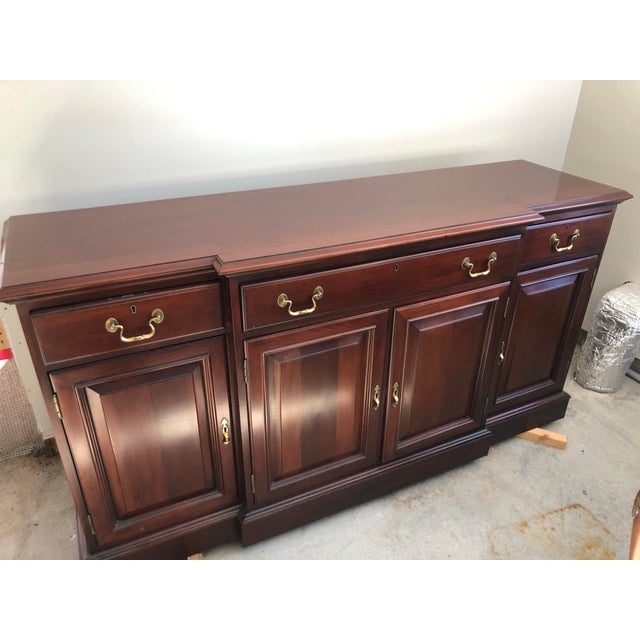 1980s Chippendale China Cabinet Hutch Solid Mahogany For Sale - Image 5 of 13