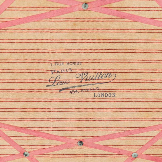 Antique Trunk in Damier Canvas from Louis Vuitton, France, 1900 For Sale - Image 14 of 18