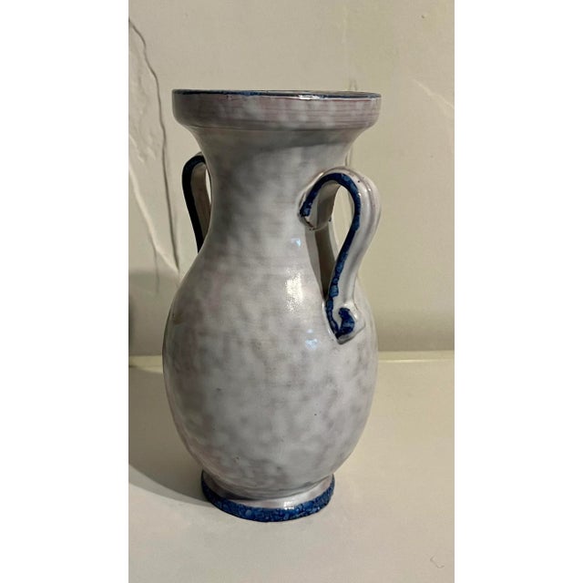 Late 20th Century Folk Art Studio Pottery Blue and White. Loving Cup Vase For Sale - Image 5 of 7