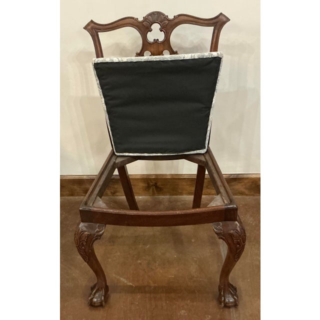 Thomas Chippendale Set of 4 Antique Chippendale Style Splat Back Chairs With Concave Seats. For Sale - Image 4 of 7