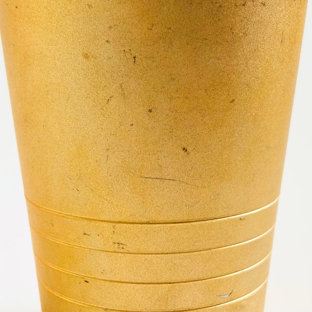 Mid Century Matte Gold Vintage Cocktail Shaker by Mirro For Sale - Image 9 of 10
