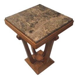 Example of Dominique Tables