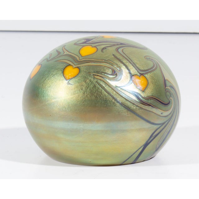 Contemporary 1975 Iridescent Art Glass Paperweight by Orient & Flume For Sale - Image 3 of 7