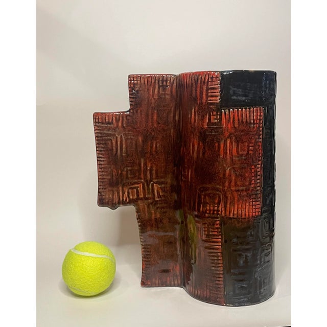 Vintage Boho Chic Cross Hatch Design Studio Art Pottery Vase, Red & Black For Sale - Image 4 of 12
