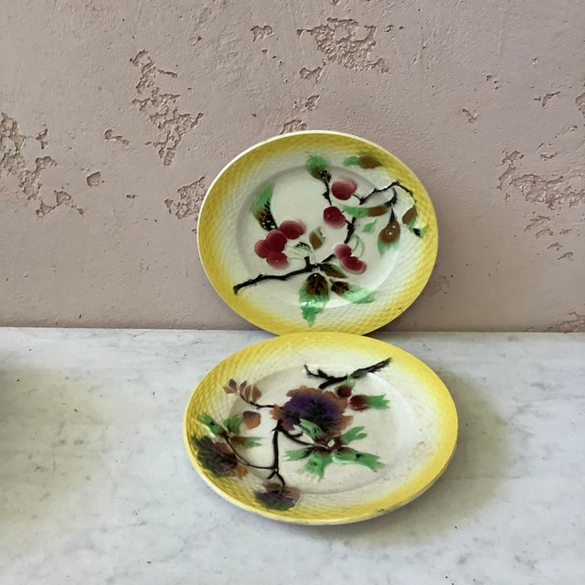 1920 Orchies Majolica Hazelnut Plate For Sale In Austin - Image 6 of 7