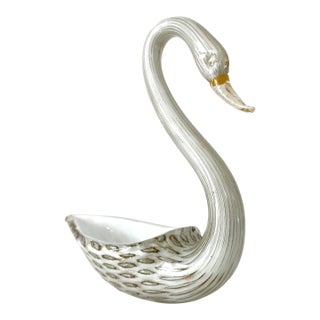 Murano Glass Swan Dish With Bullicante Inclusions For Sale