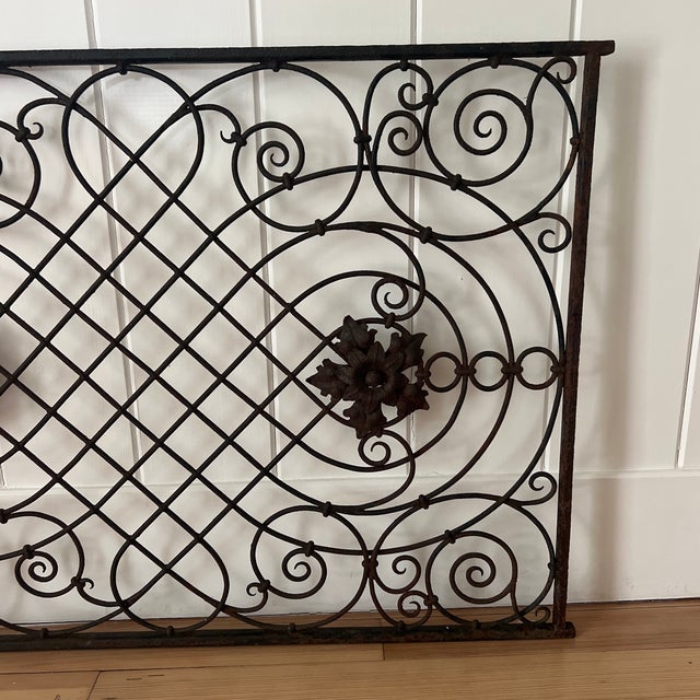 French Antique 19th Century French Neo Classical Style Iron Architectural Element With Rosettes For Sale - Image 3 of 10
