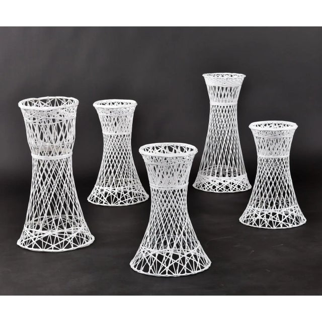 Lee L. Woodard & Sons Set of 5 Russell Woodard Spun Fiberglass White Plant Stand Garden Planters For Sale - Image 4 of 12