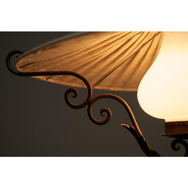 Foor Lamp in Wrought Iron and Opaline Glass from Winkelman & Van Der Bijl, 1930s For Sale - Image 4 of 15