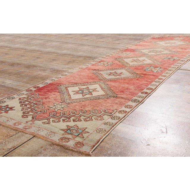 Red Vintage Turkish Oushak Rug, 02'09 X 10'00 For Sale - Image 8 of 9