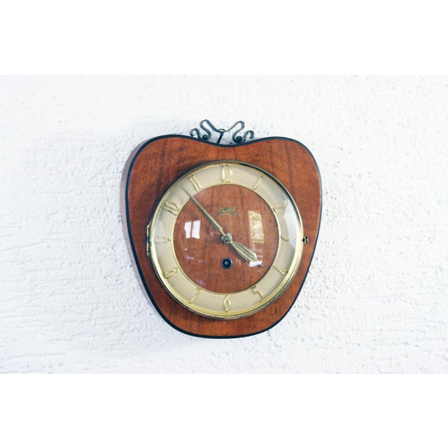 Wood Vintage Clock from Garant Schwebe Anker For Sale - Image 7 of 7
