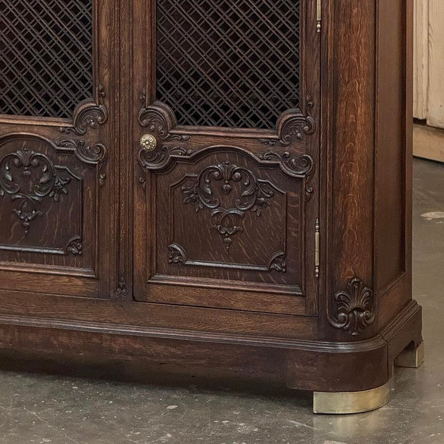 Antique Liegoise Louis XIV Credenza With Lattice Doors For Sale - Image 9 of 17