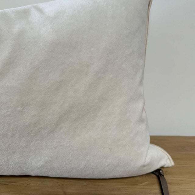 European Vintage Style Creme Velvet Accent Pillow With Down Insert For Sale - Image 4 of 5