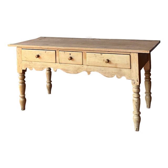 19th Century Pine Farmhouse Serving Table For Sale