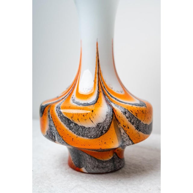 Opaline Glass Vase attributed to Carlo Moretti, Italy, 1960 For Sale - Image 4 of 8