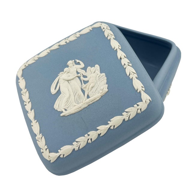 Blue Early 20th Century Wedgwood Blue Jasperware Lidded Trinket Box With Neo Classical Relief For Sale - Image 8 of 11