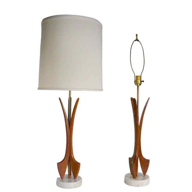 Mid-Century Modern Pr. Sculptural Mid Century Walnut and Marble Table Lamps C 1950/1960's For Sale - Image 3 of 9