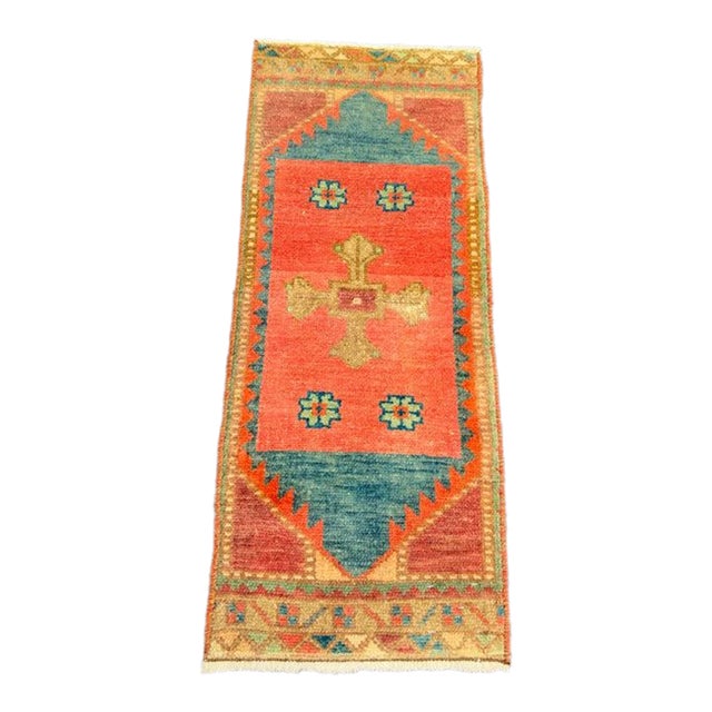 Turkish Yastik Rug 1'2" x 2'10" For Sale
