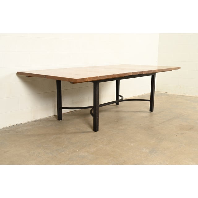 An exceptional Mission or Arts & Crafts style extension dining table By L. & J.G. Stickley USA, 2012 Solid quarter sawn...