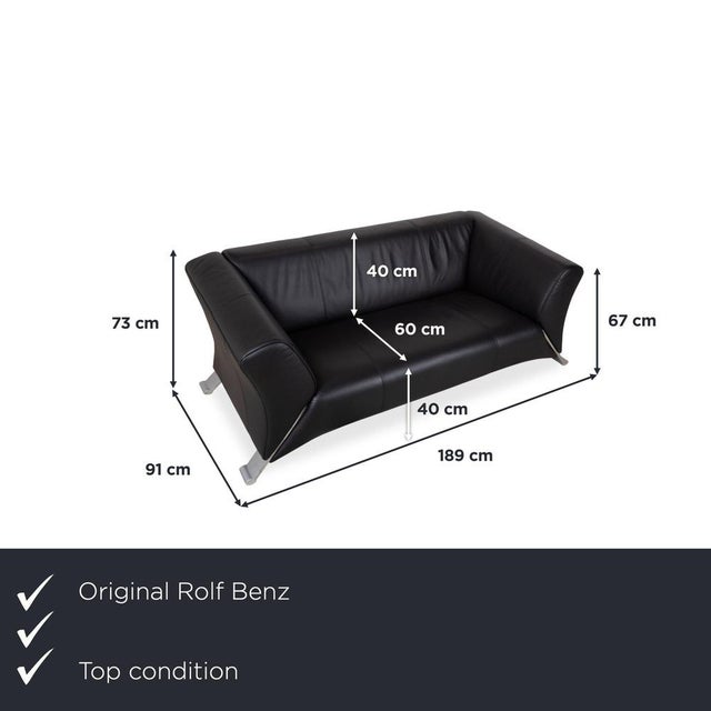 The Rolf Benz 322 is a true design classic, instantly catching the eye with its striking, outward-curving lines. The...