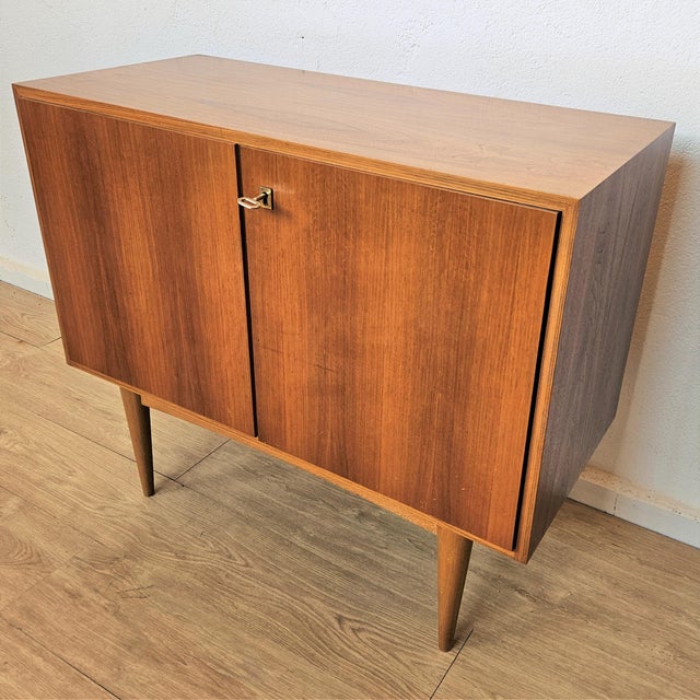 Vintage Sideboard in Wood, 1950s For Sale - Image 3 of 7