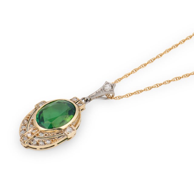 1910s Edwardian Tourmaline Diamond 14k Gold Two Tone Pendant Necklace For Sale - Image 4 of 6