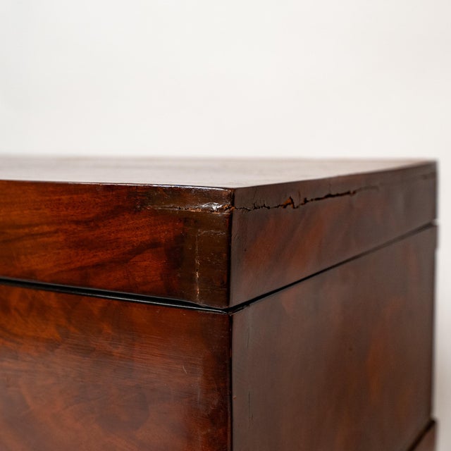 Early 19th Century Mahogany Cellarette or Document Chest on Stand For Sale - Image 10 of 17