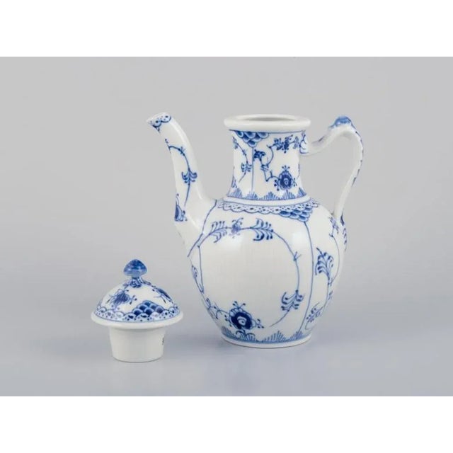 Blue Fluted Half Lace Coffee Pot in Porcelain from Royal Copenhagen, 1960s For Sale - Image 3 of 10