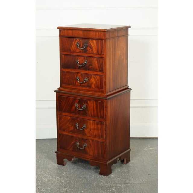 Vintage Georgian-style Tallboy with 6 Drawers. This offers timeless elegance and generous storage capacity. This tallboy...
