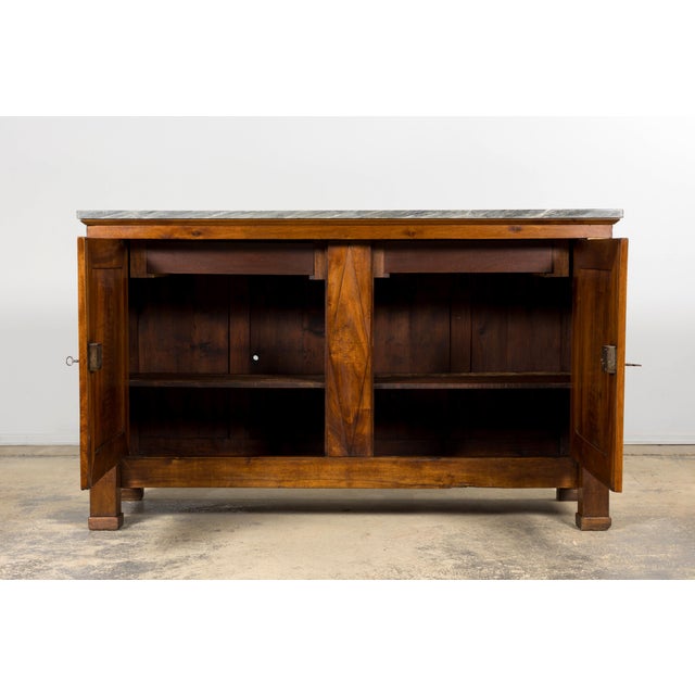 Traditional Early 19th Century French Empire Walnut Buffet With Grey Marble Top For Sale - Image 3 of 18