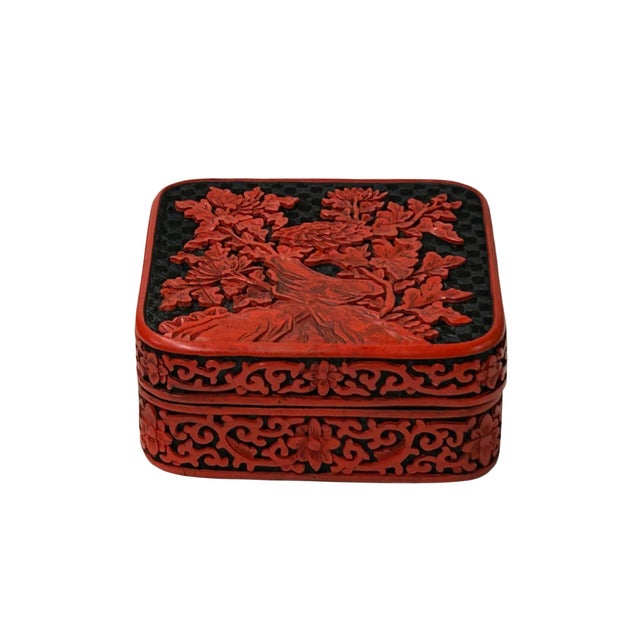 Handcrafted Vintage Chinese Red Lacquer Square Floral Accent Box For Sale - Image 4 of 9