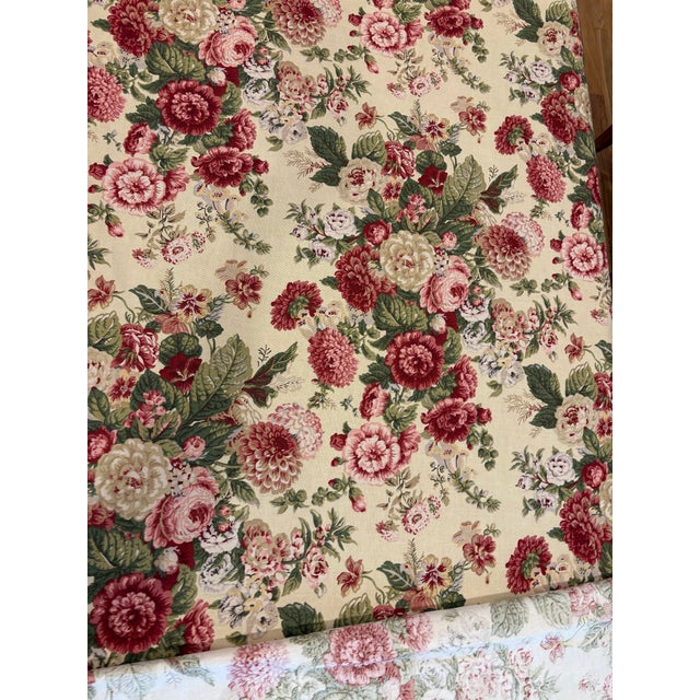 1990s Waverly Floral "Sitting Pretty" Fabric 15+ Yards 56" Width Continuous Piece For Sale - Image 5 of 7