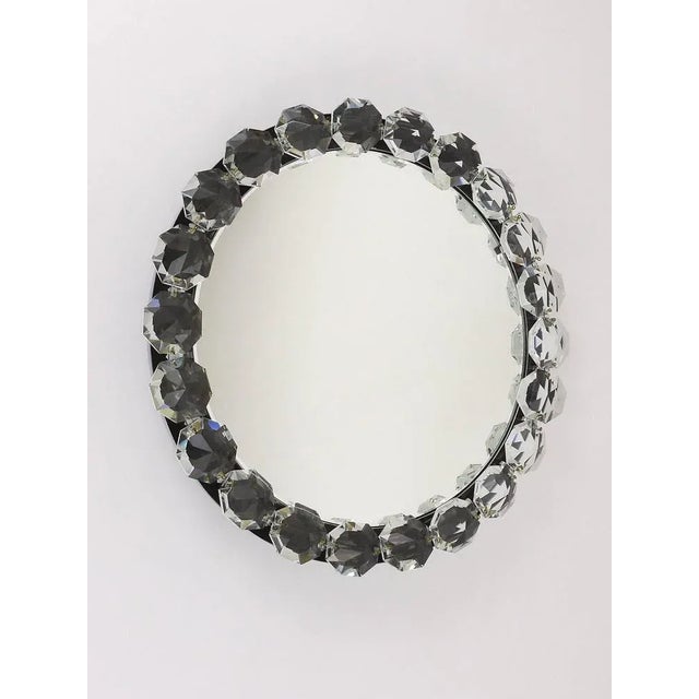 Mid-Century Austrian Backlit Wall Mirror with Diamond-Shaped Crystals from Bakalowits & Söhne, 1950 For Sale - Image 6 of 10