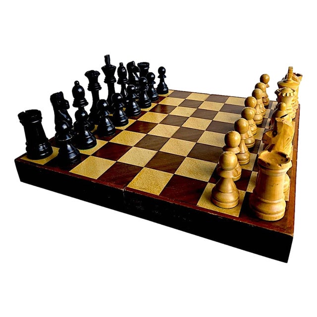 1950s Wood House of Staunton Chess Set, 33 Pieces For Sale