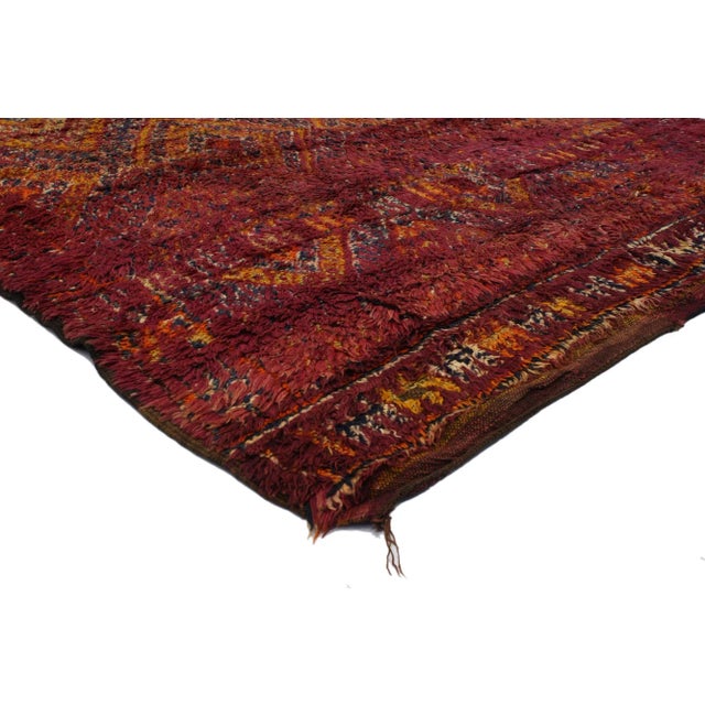20158 Vintage Beni MGuild Moroccan Rug, 05'09 X 09'10. Imbued with a delightful bohemian flair and an infectious vitality,...