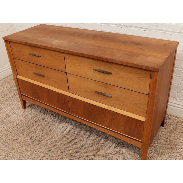 Mid-Century Modern Mid Century 1950’s Dixie Six Drawer Dresser For Sale - Image 3 of 12
