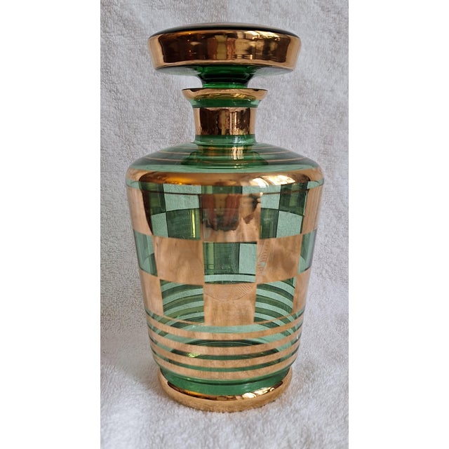 1930s Belgian Art Deco Liqueur Carafe in Green Glass, 1930s For Sale - Image 5 of 5