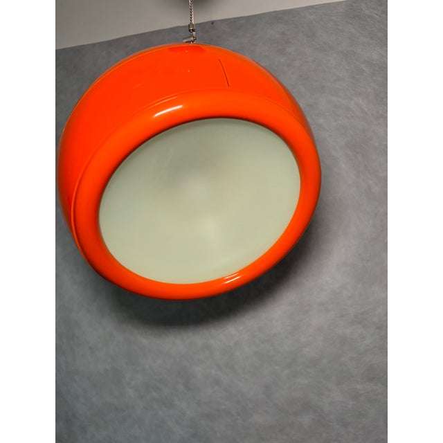 Space Age Pallade Lamp by Studio Tetrarch for Artemide, Italy 1960s For Sale - Image 6 of 10