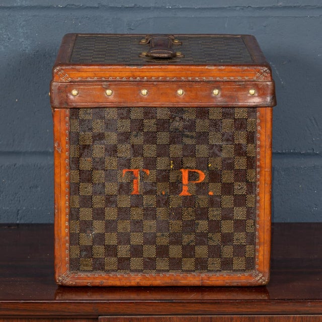 Metal Antique French Hat Trunk in Damier Canvas from Louis Vuitton, 1900 For Sale - Image 7 of 18