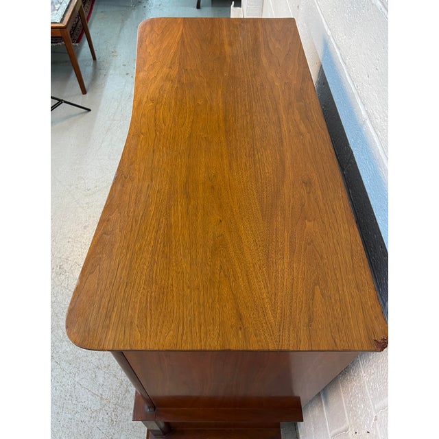 Mid-Century Modern Walnut Highboy Dresser For Sale - Image 9 of 18