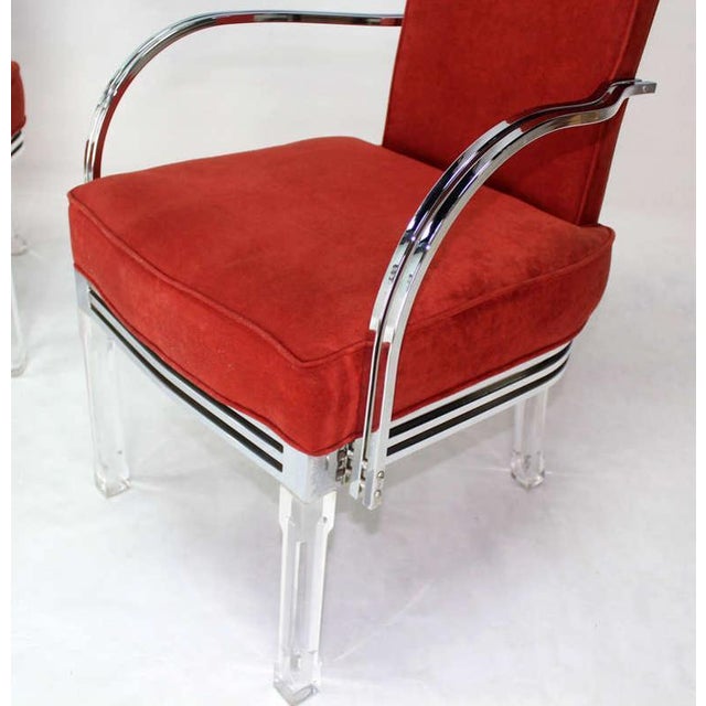 Mid Century Modern Set of Six Dining Chairs and Table in Lucite Chrome Glass For Sale - Image 6 of 9