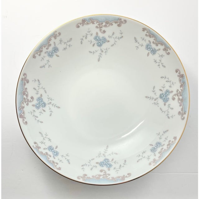 Imperial “Seville” Round Porcelain Serving Bowl 9” Excellent condition. No chips, cracks, or fleabites. Length 9” Height 2...