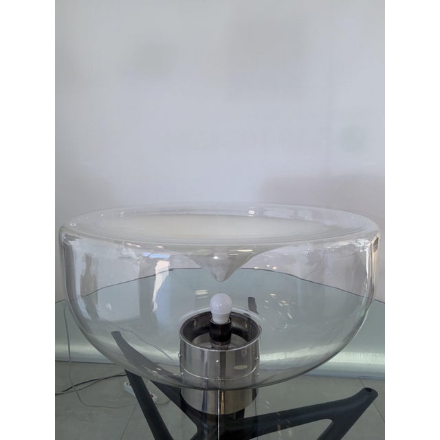 Mid-Century Modern Vintage Glass and Chromed Metal Table Lamp from Leucos, 1970s For Sale - Image 3 of 11
