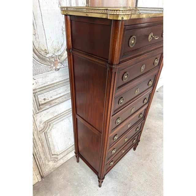 Louis XVI Style Mahogany Chest of Drawers, 1900s For Sale - Image 4 of 12