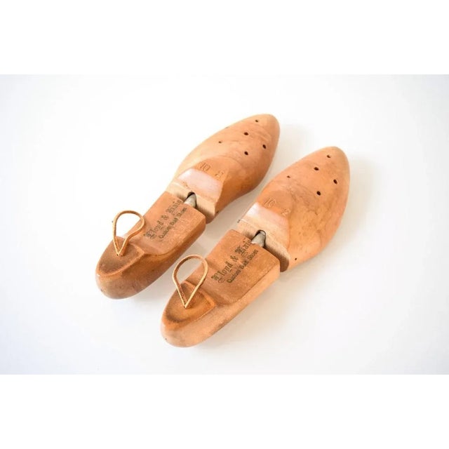 American Antique Wooden Custom Built Shoe Forms Lloyd & Haig Shoes- Set of 2 For Sale - Image 3 of 6