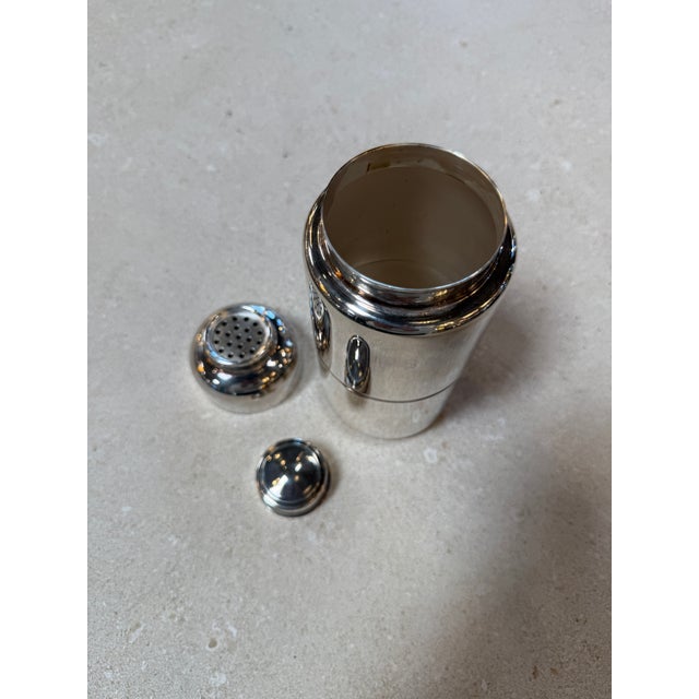 1970s Vintage T&f Chrome Cocktail Shaker – Italian Barware For Sale - Image 5 of 8