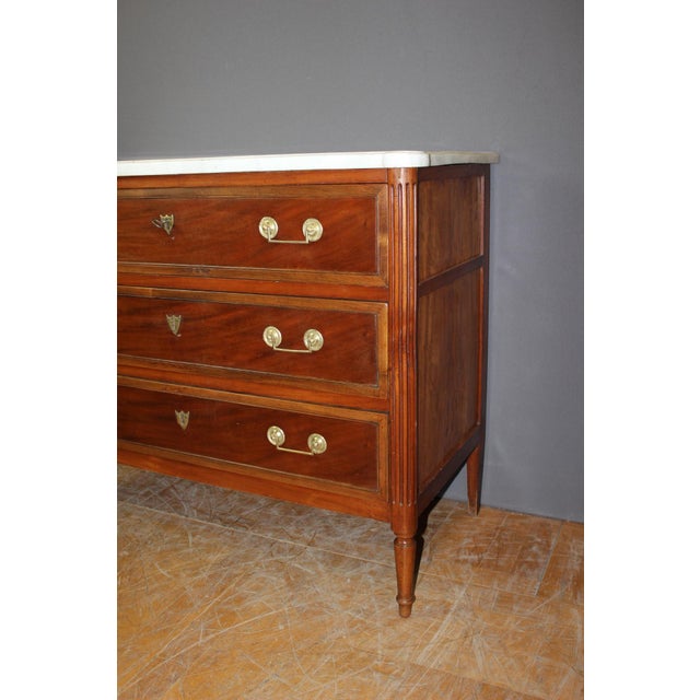 Small Louis XVI Chest of Drawers, 1800 For Sale - Image 3 of 14