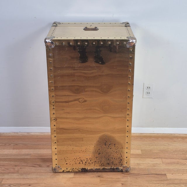 1960s Sarreid Style Patinated Distressed Brass Clad Trunk Chest Hollywood Regency For Sale - Image 11 of 13
