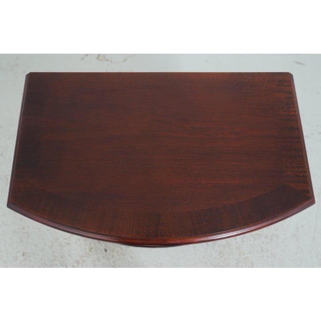 Wood Pair Thomasville 3 Drawer Mahogany Bowfront Nightstands For Sale - Image 7 of 18