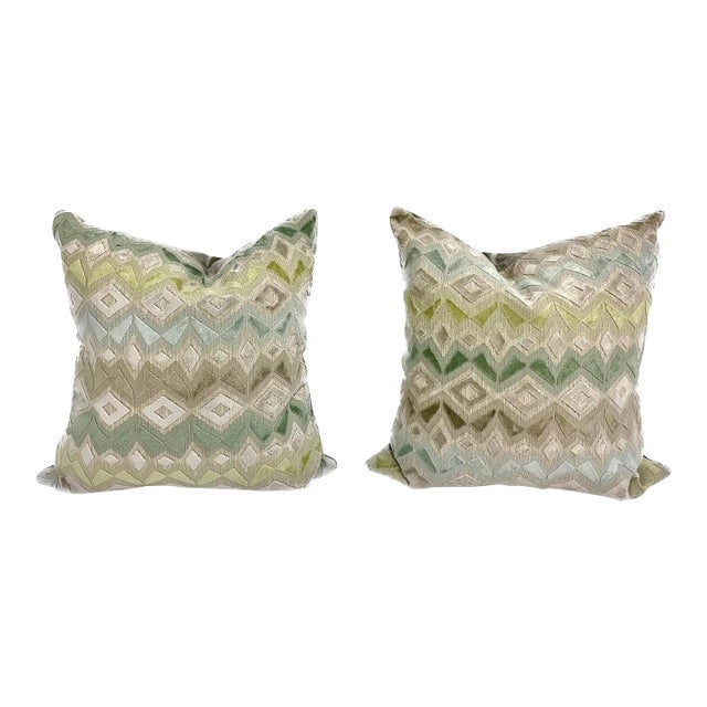 Late 20th Century Pair of Vintage Velvet Zig Zag Pattern Pillows For Sale
